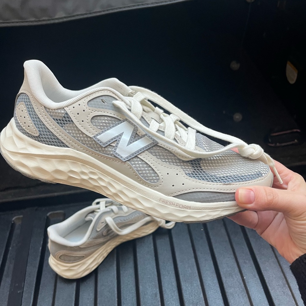 NWT Fresh foam Newbalance Sneakers